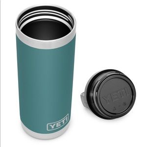 18 oz blue Yeti Rumbler